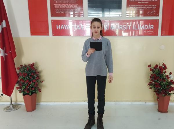 Öğrencimiz "Zeynep Sena ATAŞÇI", "Karabük ve Memleket Konulu Şiir Okuma Yarışması" nda İl 2.si Olmuştur
